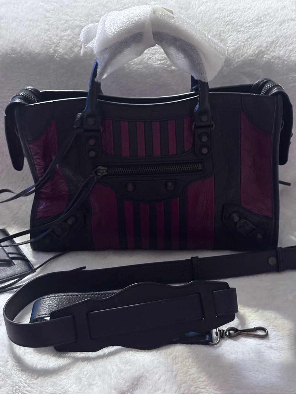 Balenciaga Classic City Marine Bordeaux, Red/Black. - Picture 4 of 6